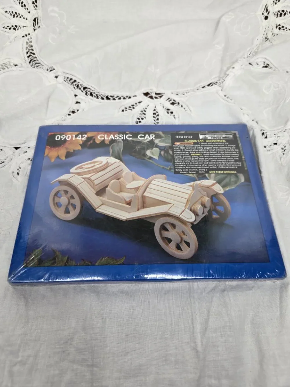 Vintage Classic Car Wood Model Kit 2003 New in Package 090142 Harbor Freight DIY
